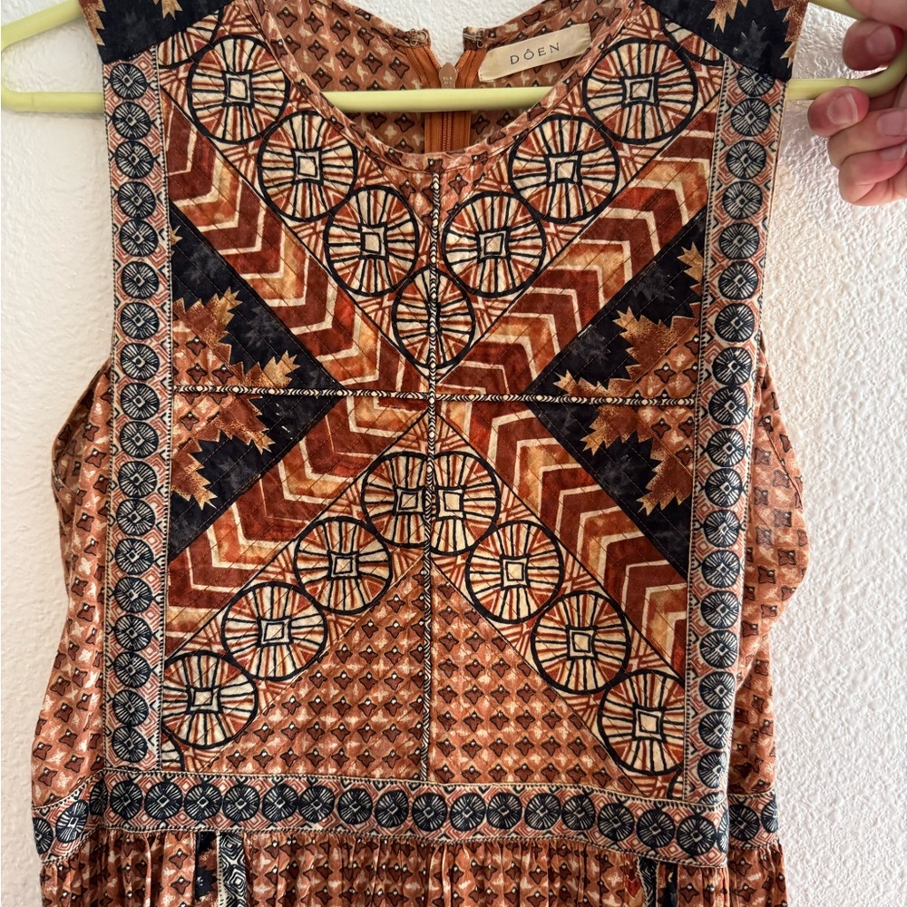 Doen Brown and Black Midi Dress